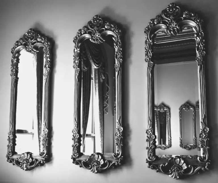 Is your mirror a portal? [9 scary signs] Friendly Specter